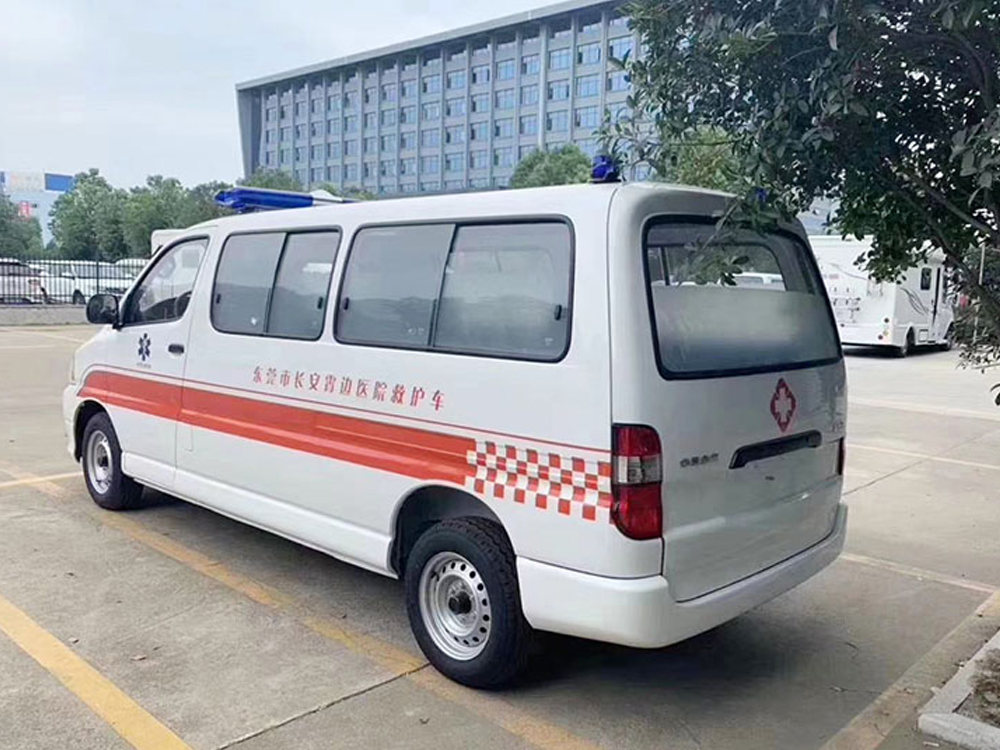 國六金杯新快運救護車(國六)